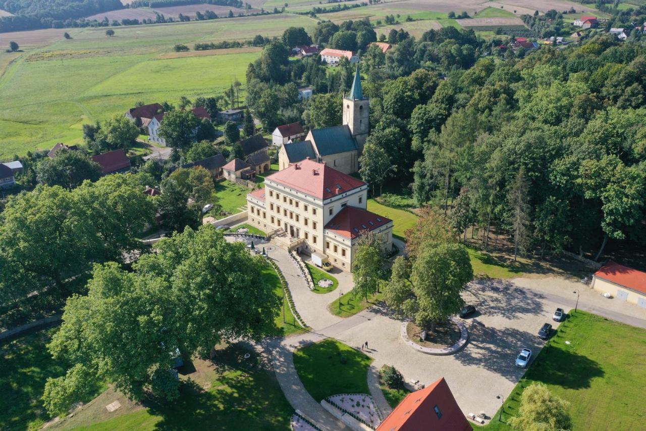 Palac Lubiechowa-Jelenia Gora- Riesengebirge Exterior foto